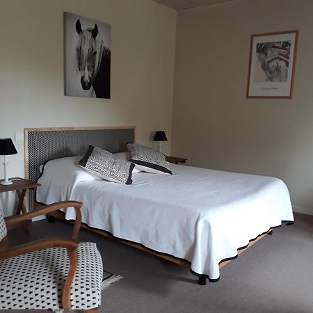 Au Château Juillac Juillac  Chambre photo