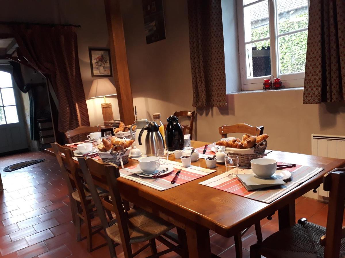 Au Château Juillac Juillac  Extérieur photo
